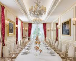 Salon De Gramont