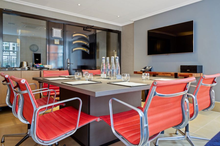 Private Suite 6